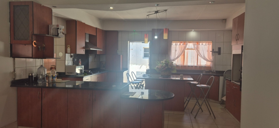 4 Bedroom Property for Sale in Hospitaalpark Free State